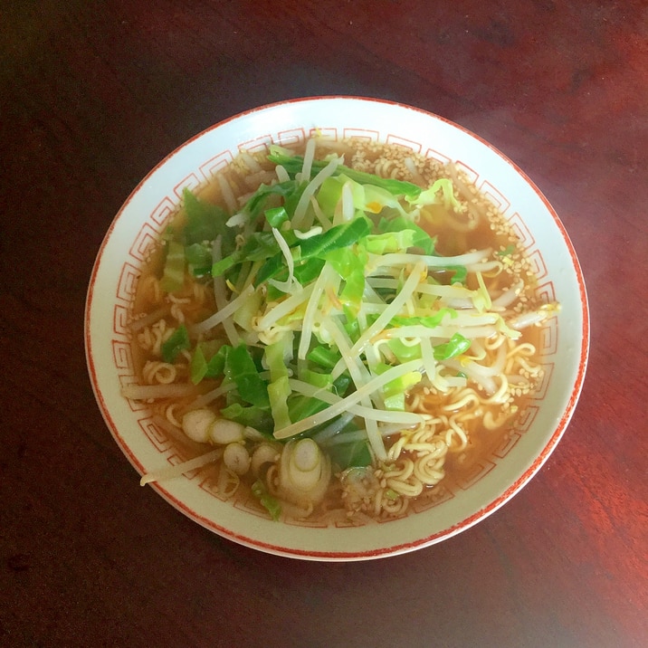 春キャベツとモヤシの出前一丁（醤油）